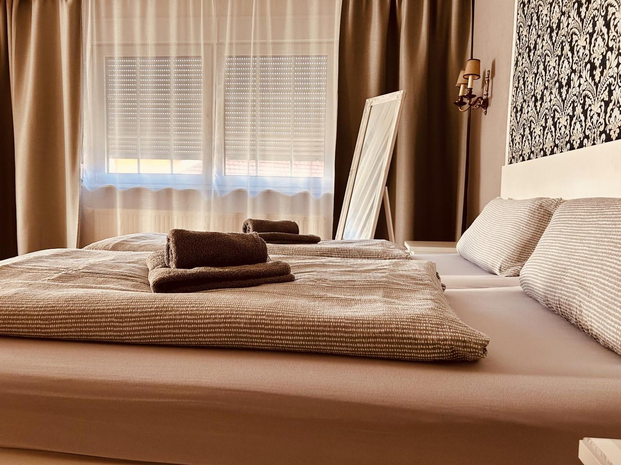 Casa Rehse I Stilvolles Apartment I 24H-Self-Check-In I Kostenlos Parken & Wlan I 55-Zoll-Smart&Kabel-Tv I Oepnv Erfurt Eksteriør bilde