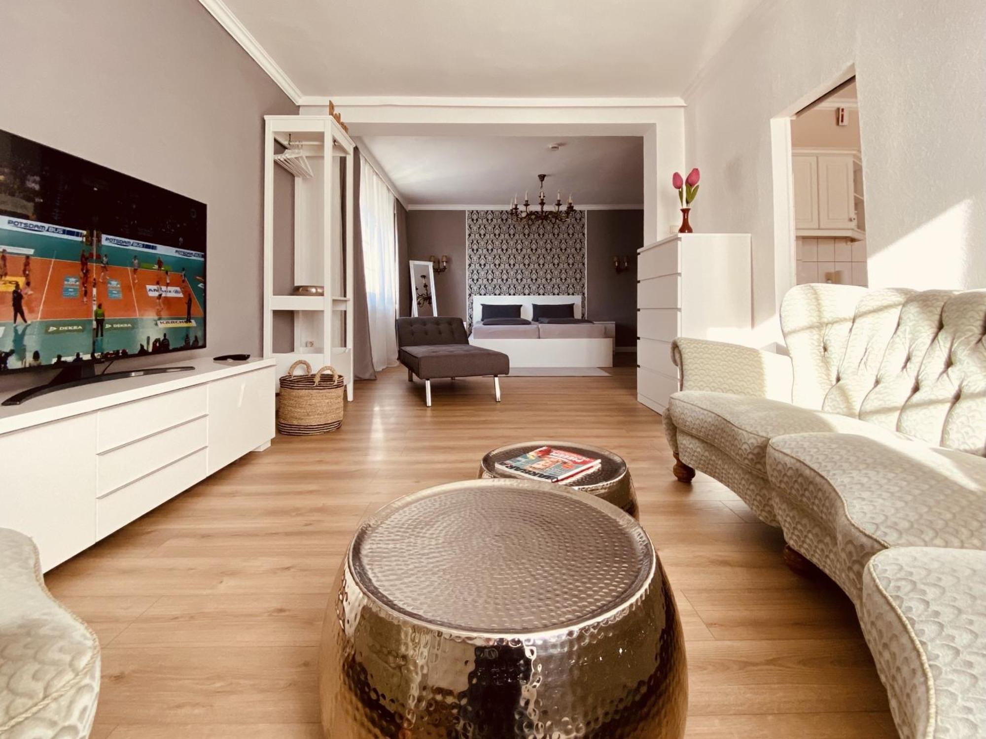 Casa Rehse I Stilvolles Apartment I 24H-Self-Check-In I Kostenlos Parken & Wlan I 55-Zoll-Smart&Kabel-Tv I Oepnv Erfurt Eksteriør bilde